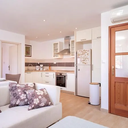 Apartamento Everything Just A Few Steps Away Hvar Town