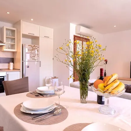 Everything Just A Few Steps Away Apartamento *