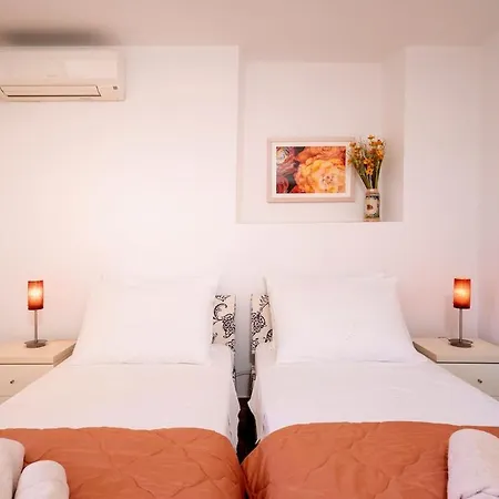 Everything Just A Few Steps Away Apartamento